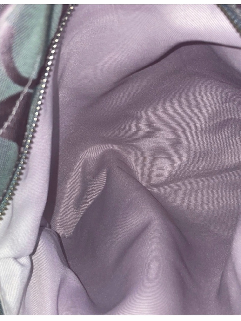COACH shoulder/crossbody in Lavender and Gray Signature Canvas Bag 🌺 - Picture 6 of 13